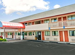 Days Inn by Wyndham Independence