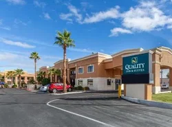 Quality Inn & Suites near Downtown Mesa