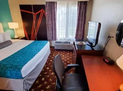 Howard Johnson by Wyndham Pasadena