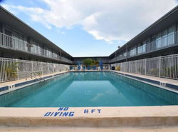 Days Inn by Wyndham Stuart