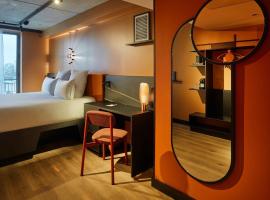 Tribe Paris Saint Ouen Accommodation Indiana