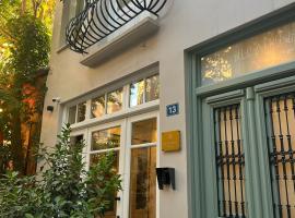 Belle Athenes - Luxury Rooms at Monastiraki Railway Station Accommodation Indiana