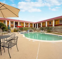 Economy Inn  Suites - Accommodation Indiana