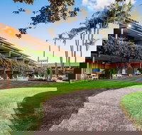 Best Western Plus Pepper Tree Inn - Accommodation Indiana