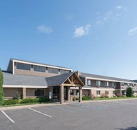 AmericInn by Wyndham Bismarck - Accommodation Indiana