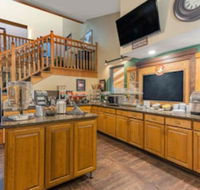 AmericInn by Wyndham White Bear Lake St. Paul - Accommodation Indiana