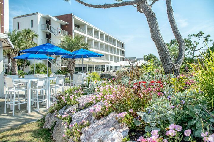 Blockade Runner Beach Resort - thumb 3