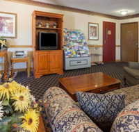 Days Inn  Suites by Wyndham Dundee - Accommodation Indiana