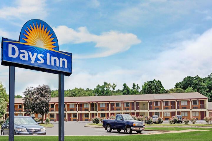 Days Inn By Wyndham Newport News - thumb 1