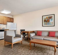 Hawthorn Suites by Wyndham Decatur - Accommodation Indiana