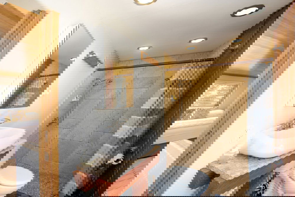 Tiki Moon Villas - thumb 4