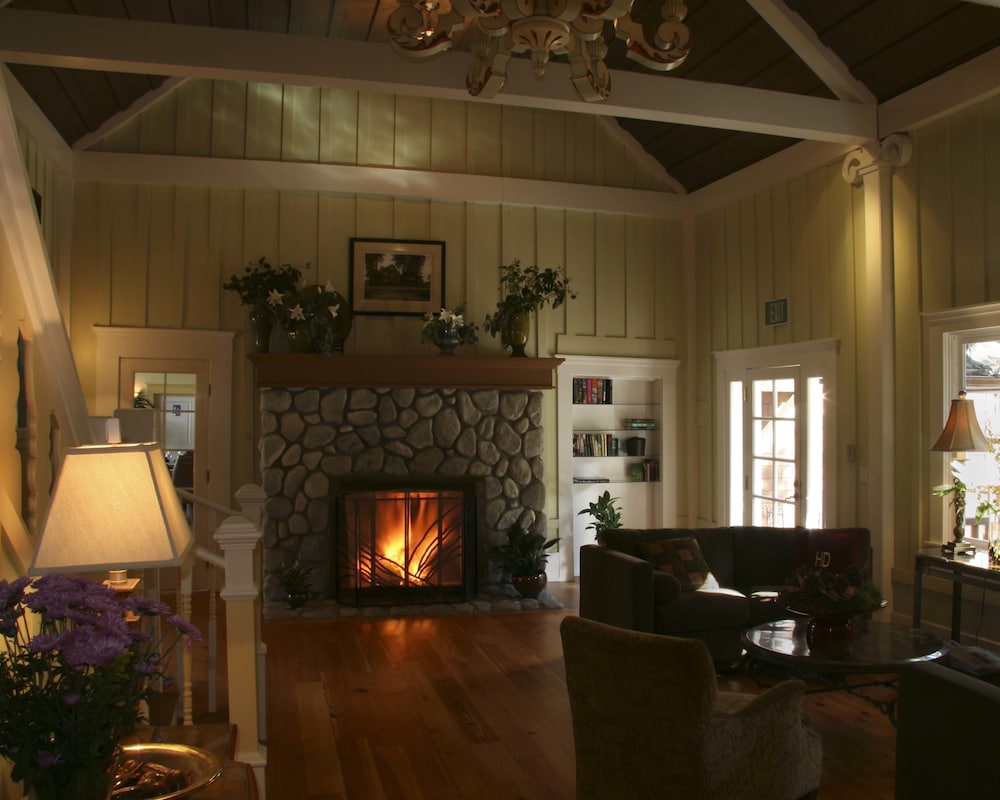 Highland Dell Lodge - thumb 2