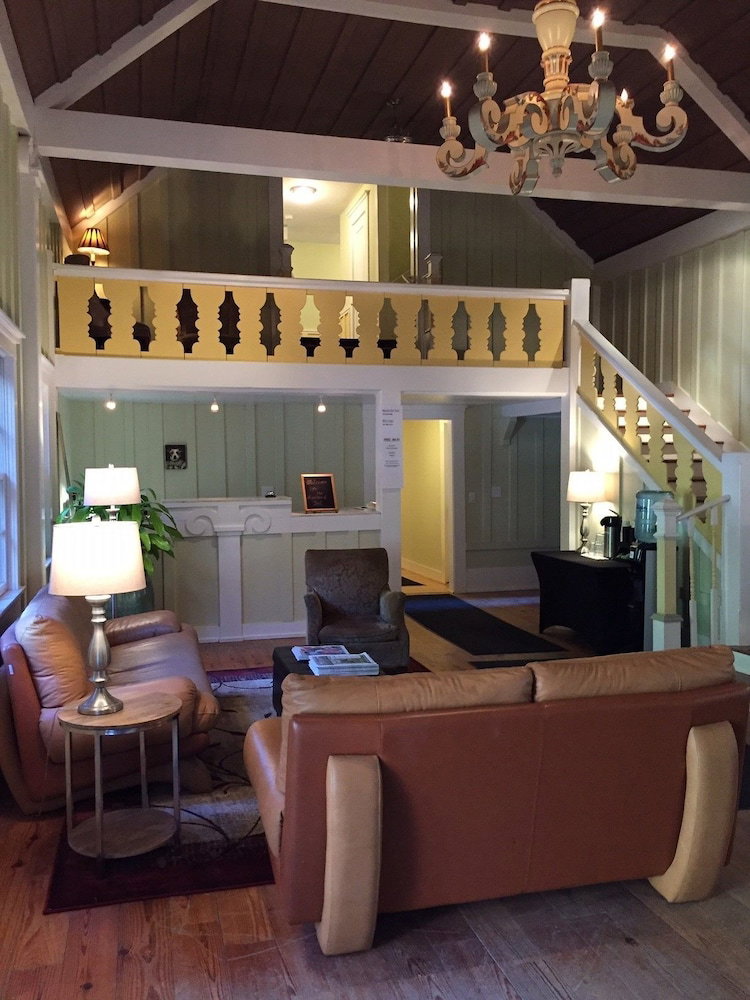 Highland Dell Lodge - thumb 3