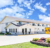 Super 8 by Wyndham Elkhart - Accommodation Indiana