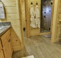 TAKE IT EASY in this Custom designed luxury log cabin is located in quiet area on paved road. - Accommodation Indiana