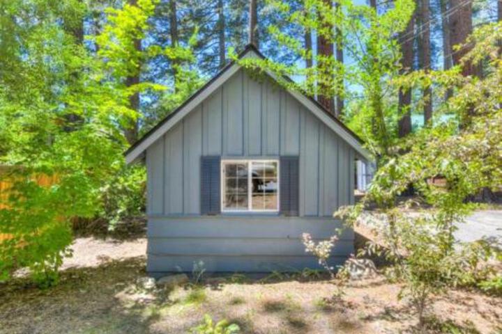 Hole In One Cabin - thumb 0