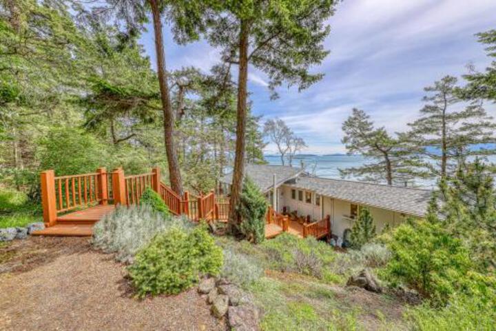 Northwest Shoreline Home - thumb 5