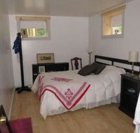 Loon Song - Accommodation Indiana