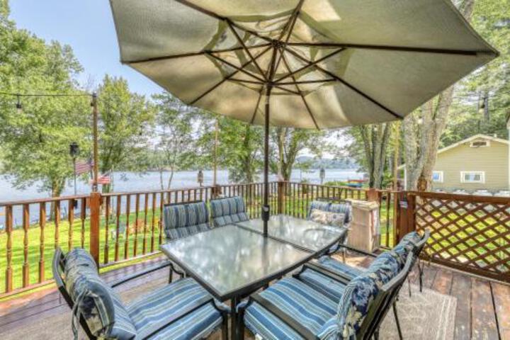 Hocus Pocus Lake House - thumb 3