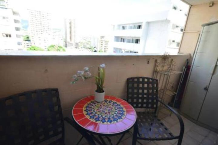 1003A WAIKIKI GEM!!! NEW CEILING FAN!! - thumb 0