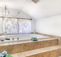 Rhododendron Retreat - Accommodation Indiana