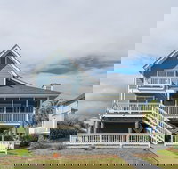 New Listing The Nut House W/ Oceanfront Porch 4 Bedroom Home - Accommodation Indiana