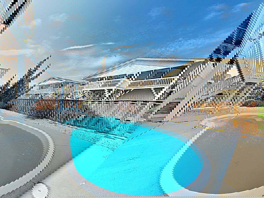 Expansive Beach Beauty W/ Private Pool & Balconies 5 Bedroom Home - thumb 1