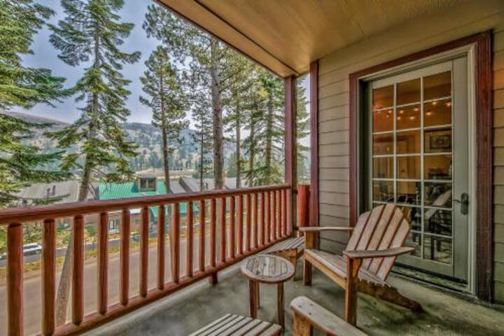 Three Bedroom Townhouse - thumb 1