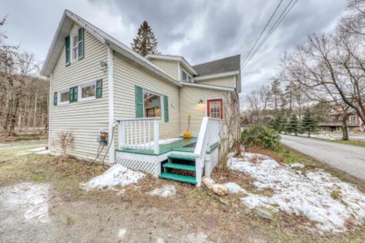 Jay Peak Getaway On Trout River - thumb 1