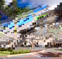Holiday Inn Ft. Myers Airport-Town Center an IHG Hotel - Accommodation Indiana