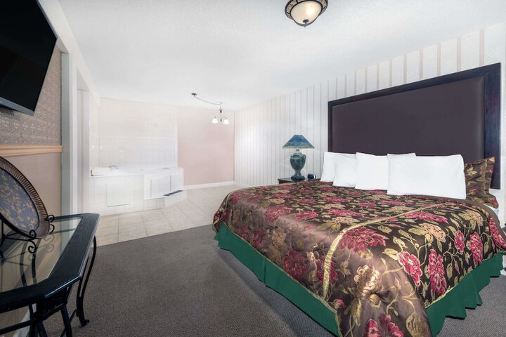 Howard Johnson By Wyndham Burlington - thumb 5