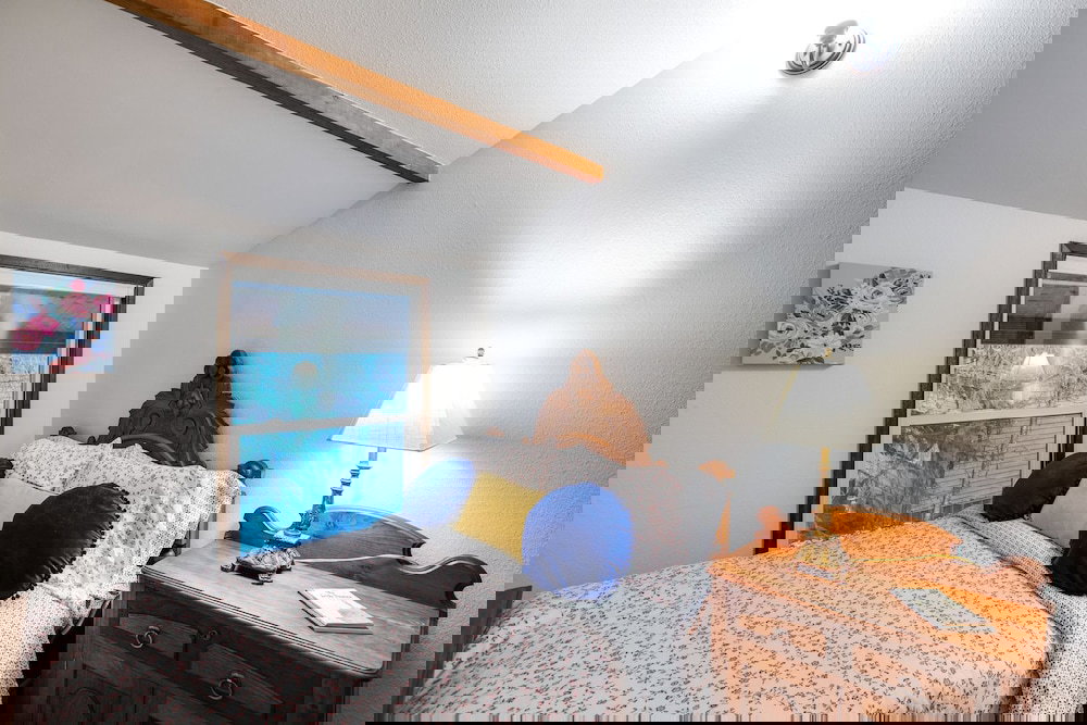 Snowline Cabin 45 A Traditional Mountain Family Chalet - thumb 1