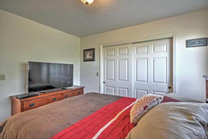 3BR Goldendale House W / Breathtaking Views! - thumb 2