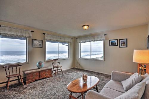 Grandmas House Charm & Depoe Bay Whale Watching - thumb 0