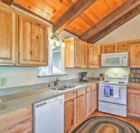 Charming BLUE LAKE SPRINGS Home Near Natl Forest - Accommodation Indiana