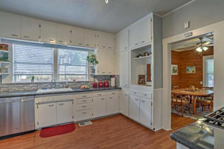 Remodeled Chico Cottage Just 5 Mins To Downtown! - thumb 7