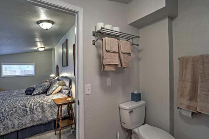 Remodeled Chico Cottage Just 5 Mins To Downtown! - thumb 4