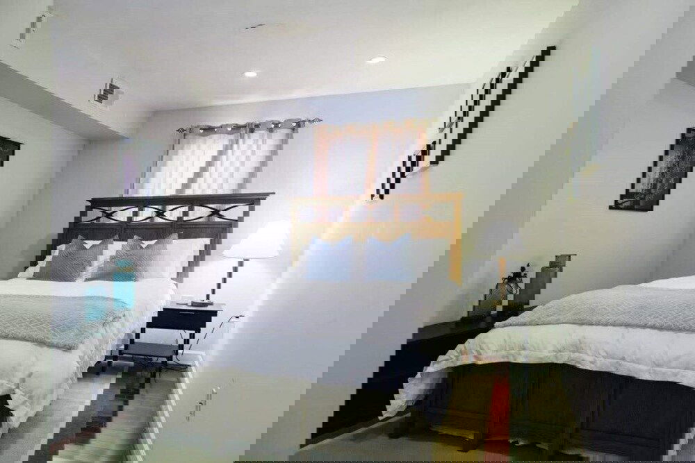 Charming Home In Premier Location Near Fells Point - thumb 5