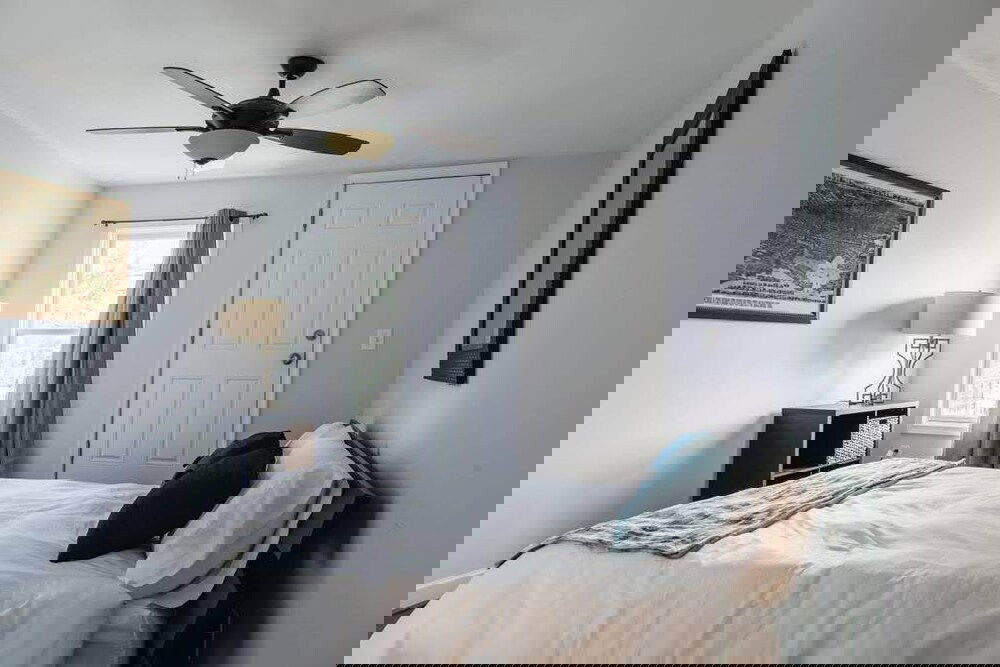 Charming Home In Premier Location Near Fells Point - thumb 4