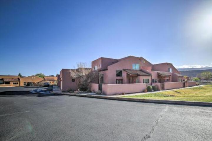 Moab Condo W / Pool Access 3 Miles To Downtown! - thumb 1
