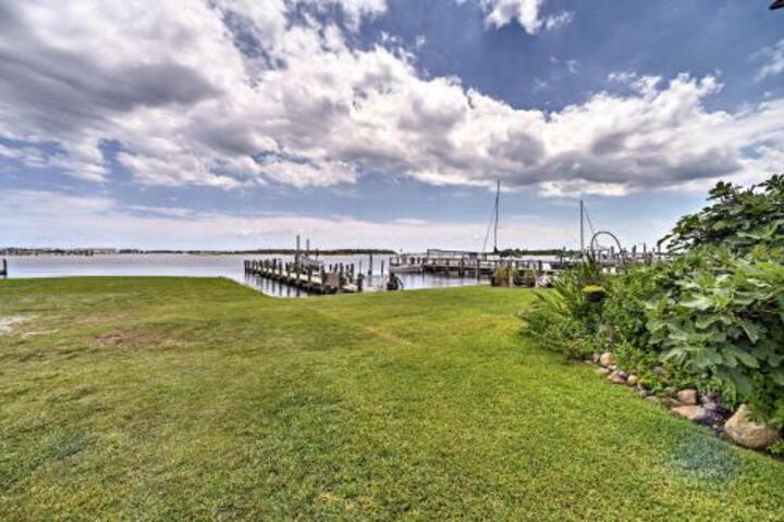 Historic Swansboro Studio W / Intracoastal View! - thumb 6