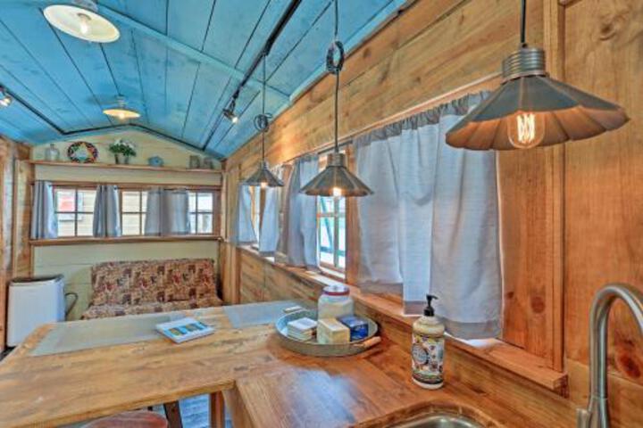 Rustic Keystone House 4 Miles From Mt. Rushmore! - thumb 3