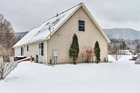 Spacious Home 8 Miles to Vermont Summer Festival