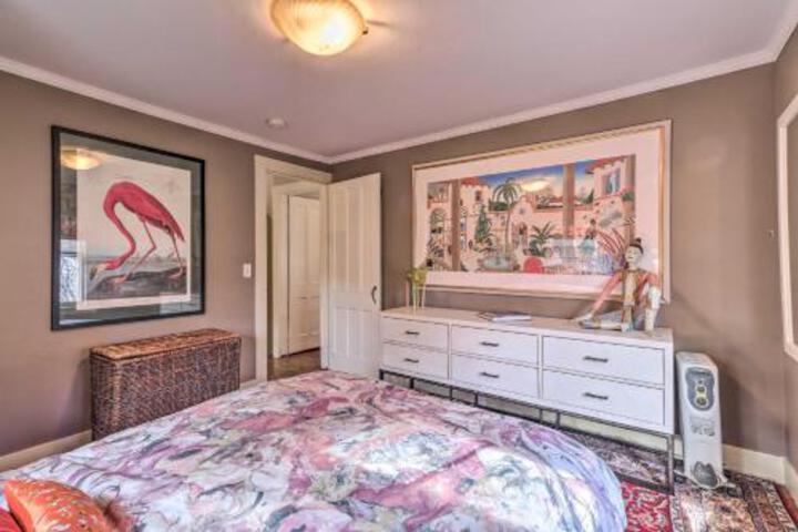 Modern Litchfield Home On Â½ Acre Near Town Center - thumb 3