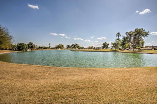 Sun City House With Country Club Amenities On 6th Tee - thumb 5