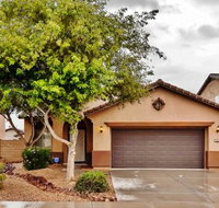 Spacious Maricopa House w / Private Backyard - Accommodation Indiana