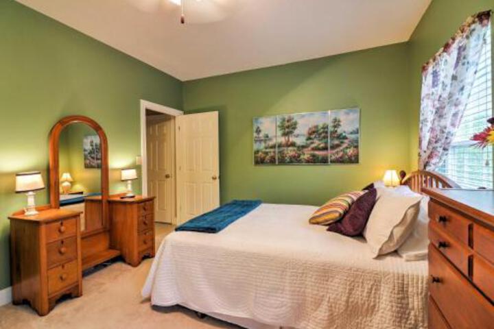 Clayton Condo On Kingwood Golf Course Near Main St - thumb 4