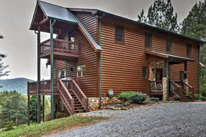 Grand Ellijay Cabin W / Mountain Views + Pool Table! - thumb 5