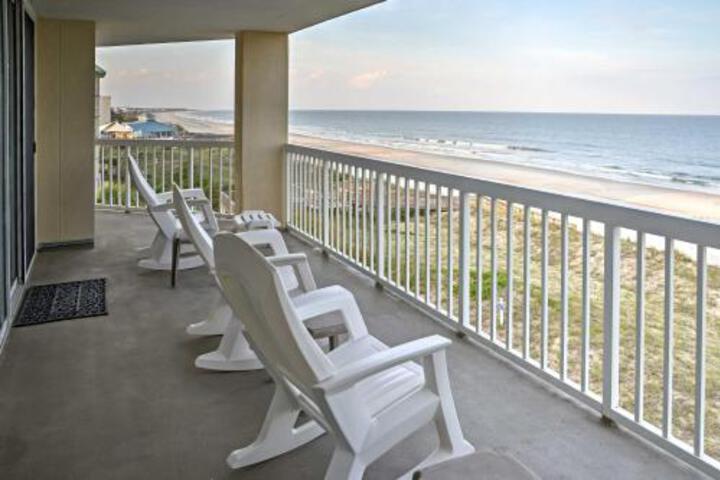 Oceanfront 3BR Litchfield By The Sea Cambridge 404 - thumb 0