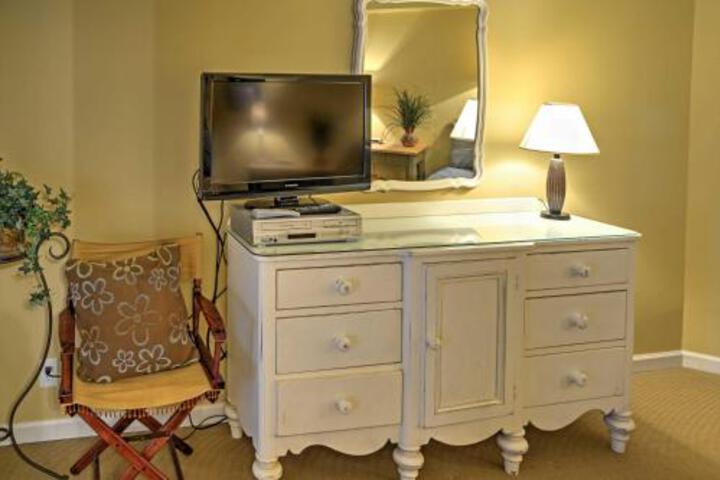 Oceanfront 3BR Litchfield By The Sea Cambridge 404 - thumb 6